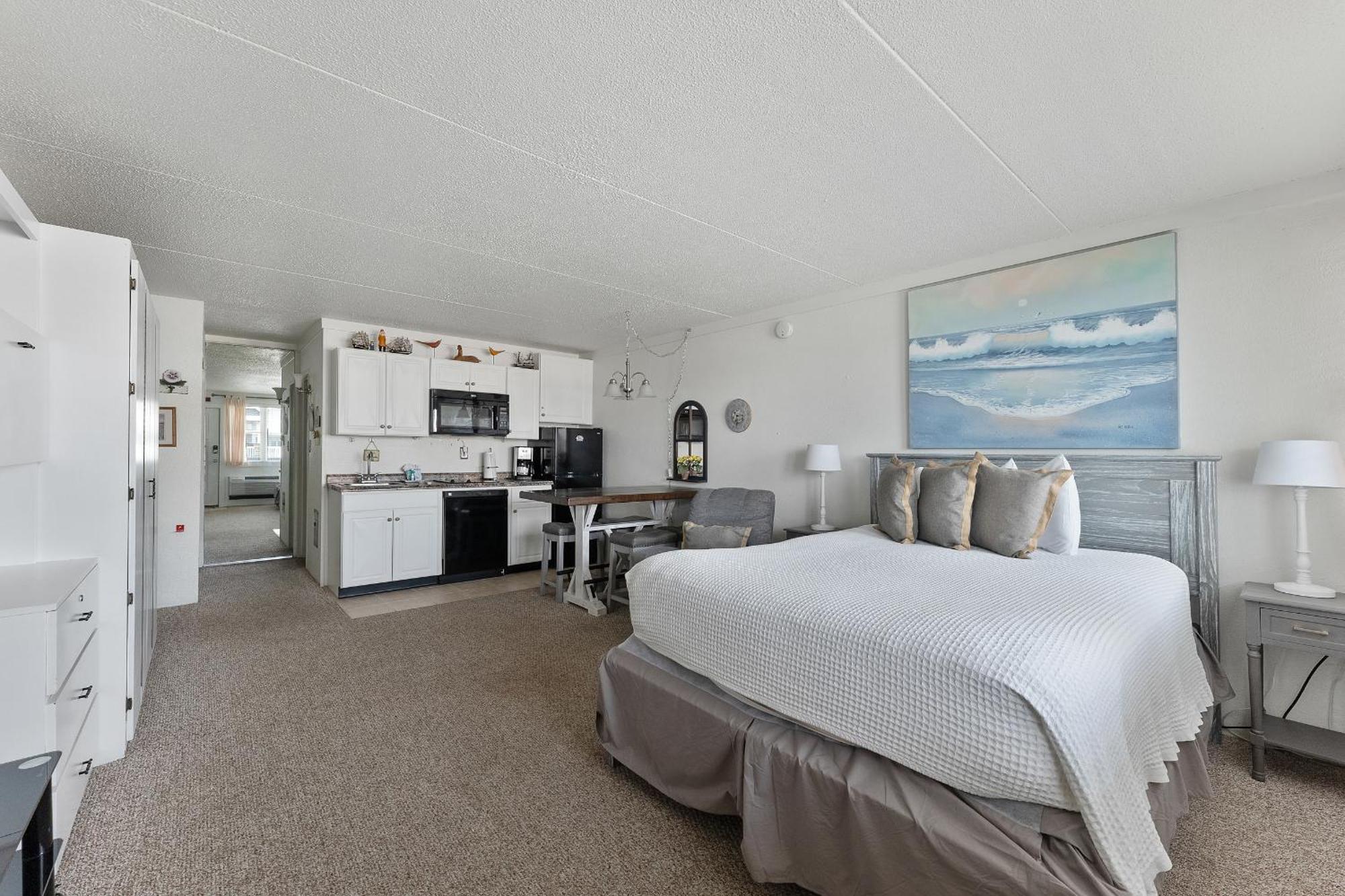 Beachcomber Resort Avalon Buitenkant foto